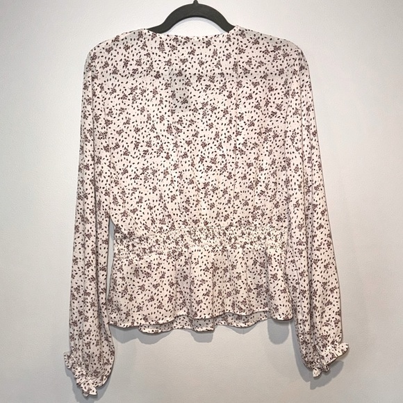 Abercrombie Women’s Blouse - Picture 2 of 3